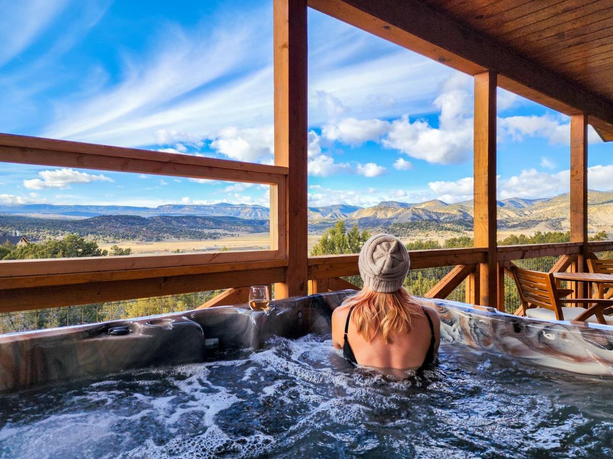 Painted Cliffs-Hot Tub, Amazing Views Between Zion And Bryce Villa Ордървил Екстериор снимка